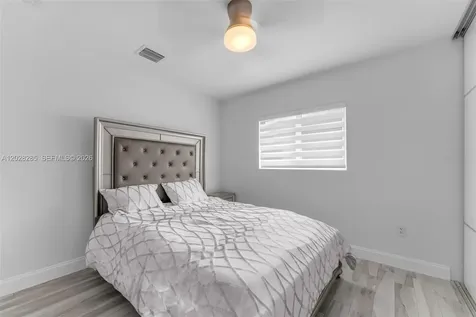 4780 NW 6th Street Miami FL 33126