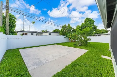 4780 NW 6th Street Miami FL 33126