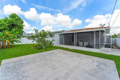 4780 NW 6th Street Miami FL 33126