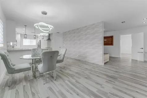 4780 NW 6th Street Miami FL 33126