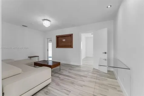 4780 NW 6th Street Miami FL 33126