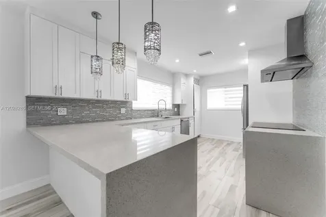 4780 NW 6th Street Miami FL 33126