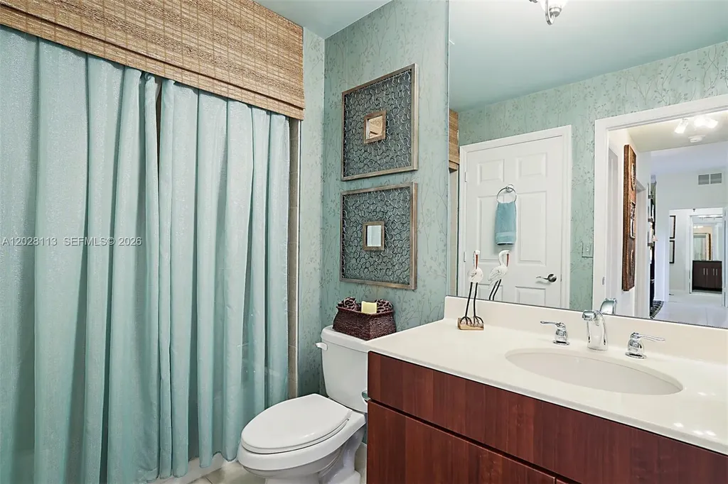 4905 Midtown Lane Palm Beach Gardens FL 33418