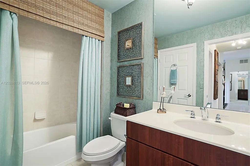 4905 Midtown Lane Palm Beach Gardens FL 33418