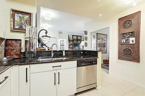 4905 Midtown Lane Palm Beach Gardens FL 33418