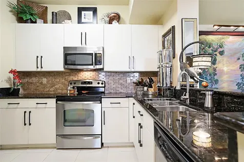 4905 Midtown Lane Palm Beach Gardens FL 33418