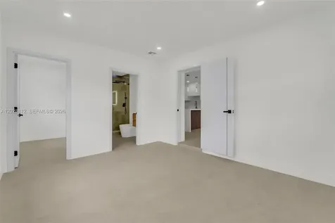 10721 SW 149th Terrace Miami FL 33176
