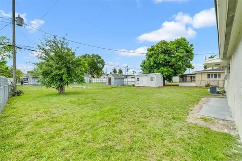 10721 SW 149th Terrace Miami FL 33176