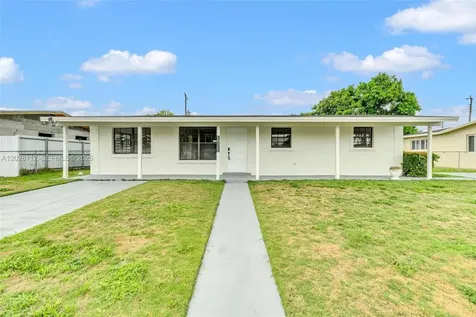 10721 SW 149th Terrace Miami FL 33176