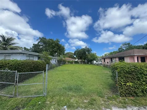 6335 NW 1st Court Miami FL 33150