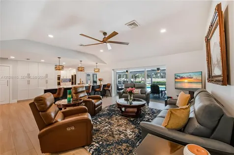 9800 Weathervane Manor Plantation FL 33324