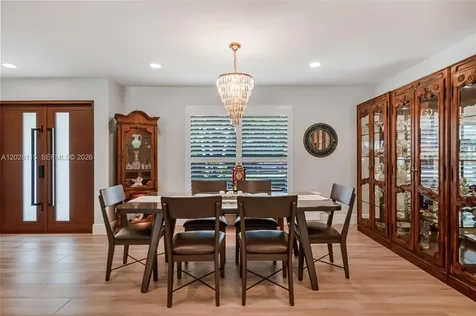9800 Weathervane Manor Plantation FL 33324