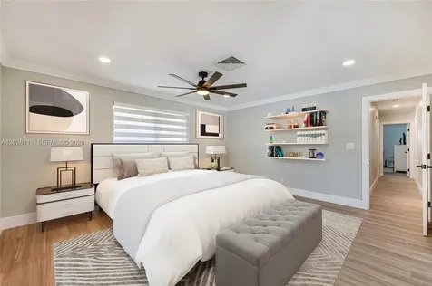 9800 Weathervane Manor Plantation FL 33324