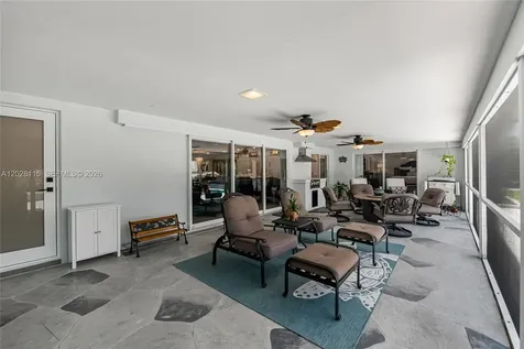 9800 Weathervane Manor Plantation FL 33324