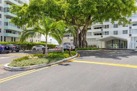 3 Island Avenue Miami Beach FL 33139