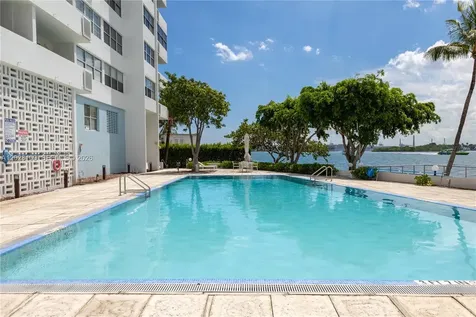 3 Island Avenue Miami Beach FL 33139
