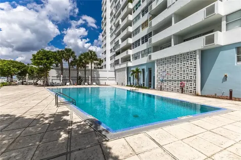 3 Island Avenue Miami Beach FL 33139