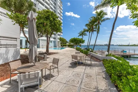 3 Island Avenue Miami Beach FL 33139