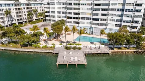 3 Island Avenue Miami Beach FL 33139