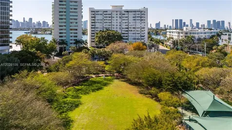 3 Island Avenue Miami Beach FL 33139
