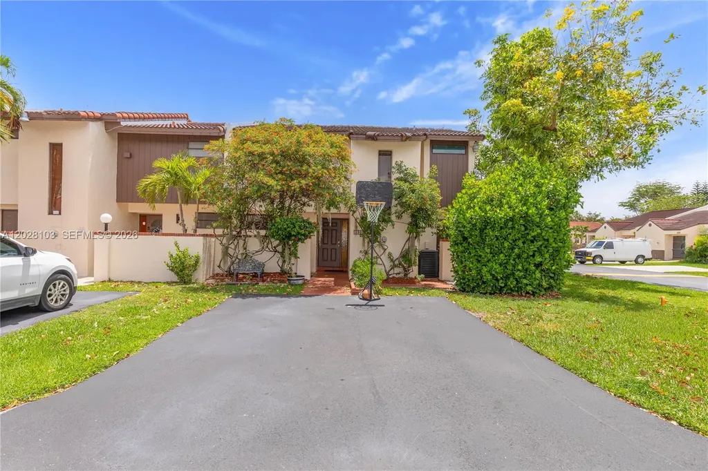 9055 SW 149th Place Miami FL 33196