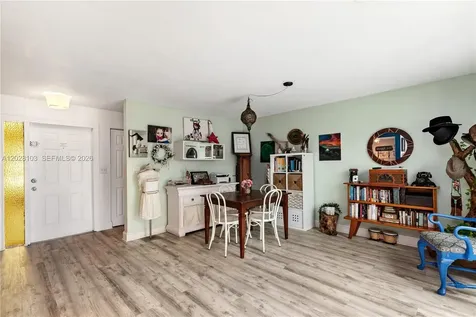 9055 SW 149th Place Miami FL 33196