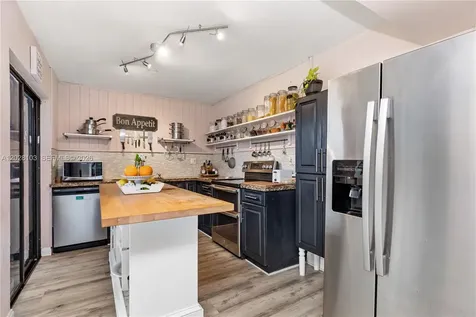 9055 SW 149th Place Miami FL 33196