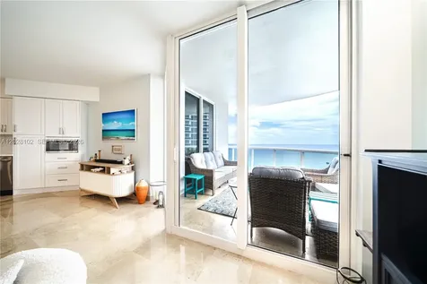 4779 Collins Avenue Miami Beach FL 33140