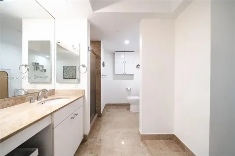 4779 Collins Avenue Miami Beach FL 33140