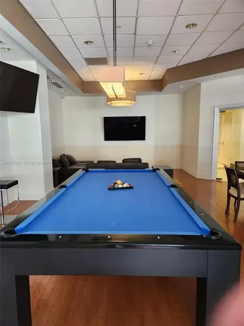 4779 Collins Avenue Miami Beach FL 33140