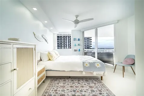4779 Collins Avenue Miami Beach FL 33140