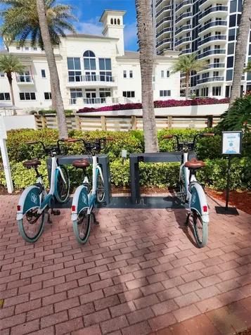 4779 Collins Avenue Miami Beach FL 33140