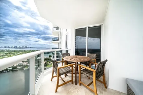 4779 Collins Avenue Miami Beach FL 33140