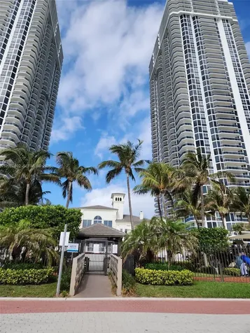4779 Collins Avenue Miami Beach FL 33140