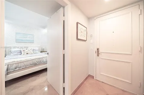 4779 Collins Avenue Miami Beach FL 33140