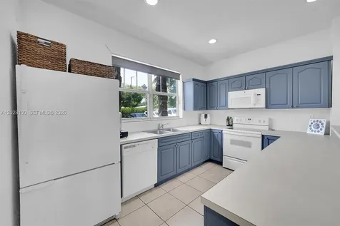 2620 Pierce Street Hollywood FL 33020
