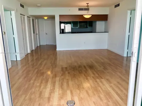 1800 N Bayshore Drive Miami FL 33132