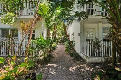 911 Meridian Avenue Miami Beach FL 33139