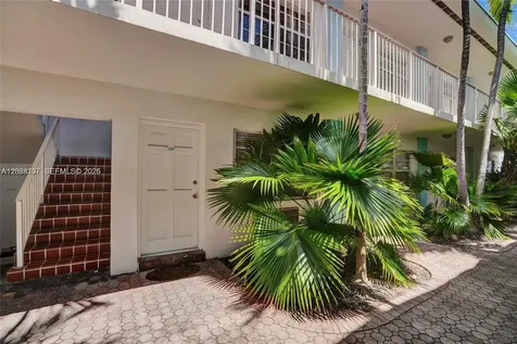 911 Meridian Avenue Miami Beach FL 33139