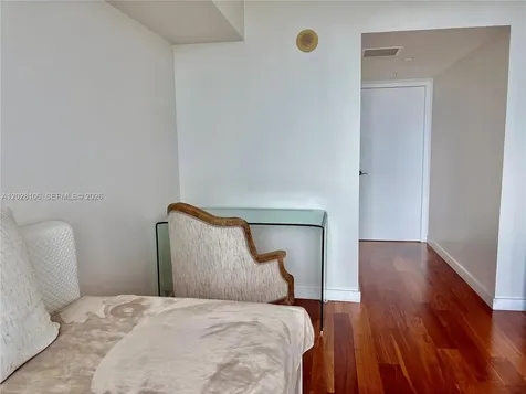 1800 N Bayshore Drive Miami FL 33132