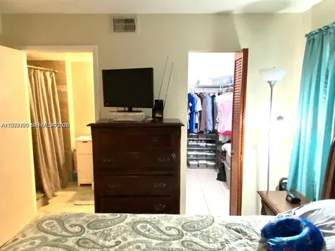 851 NE 207th Terrace Miami FL 33179