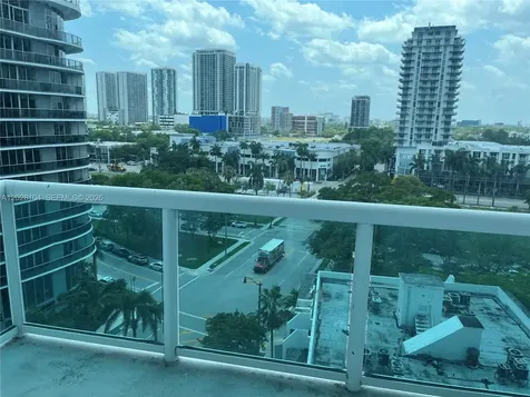 1800 N Bayshore Drive Miami FL 33132