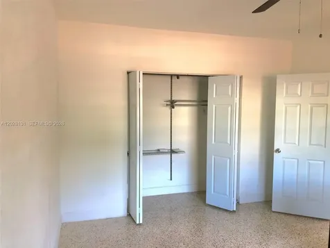 7135 Rue Granville Miami Beach FL 33141