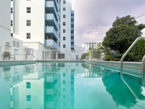 1670 Bay Road Miami Beach FL 33139