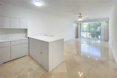 1670 Bay Road Miami Beach FL 33139