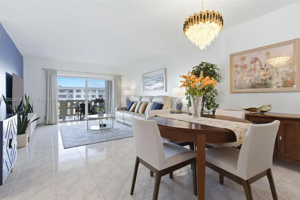 4330 Hillcrest Drive Hollywood FL 33021