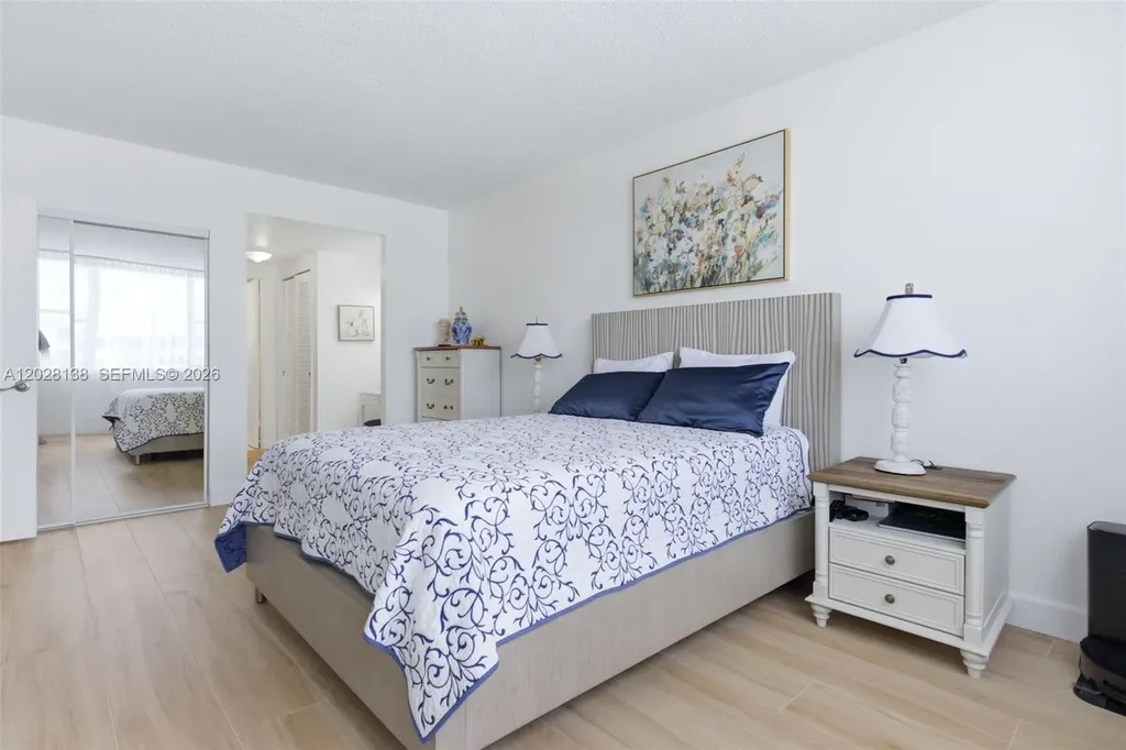 4330 Hillcrest Drive Hollywood FL 33021