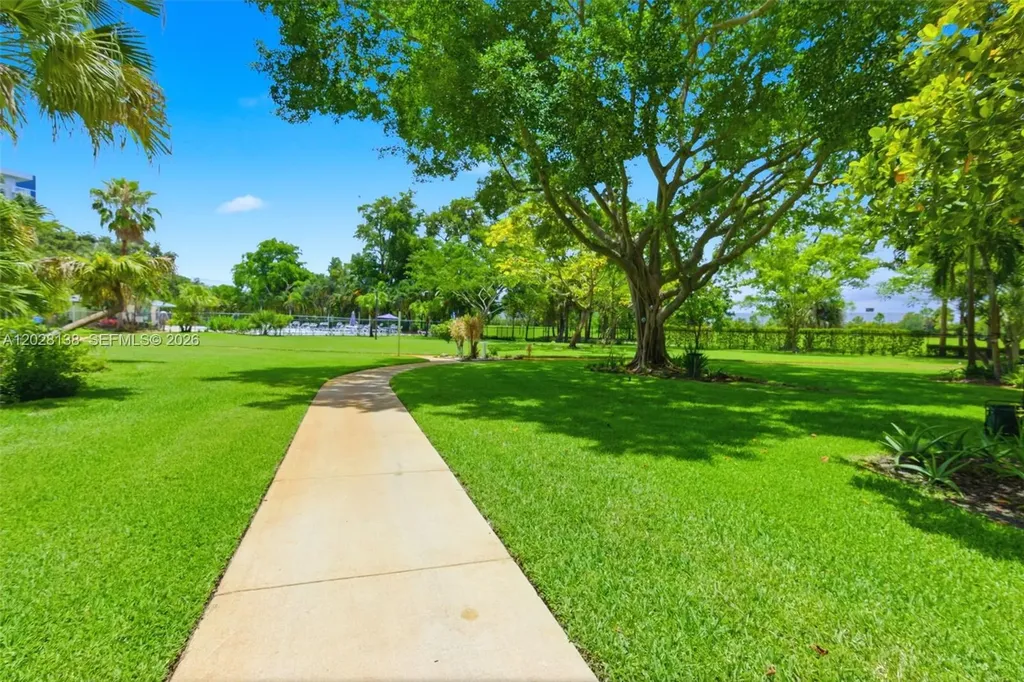 4330 Hillcrest Drive Hollywood FL 33021