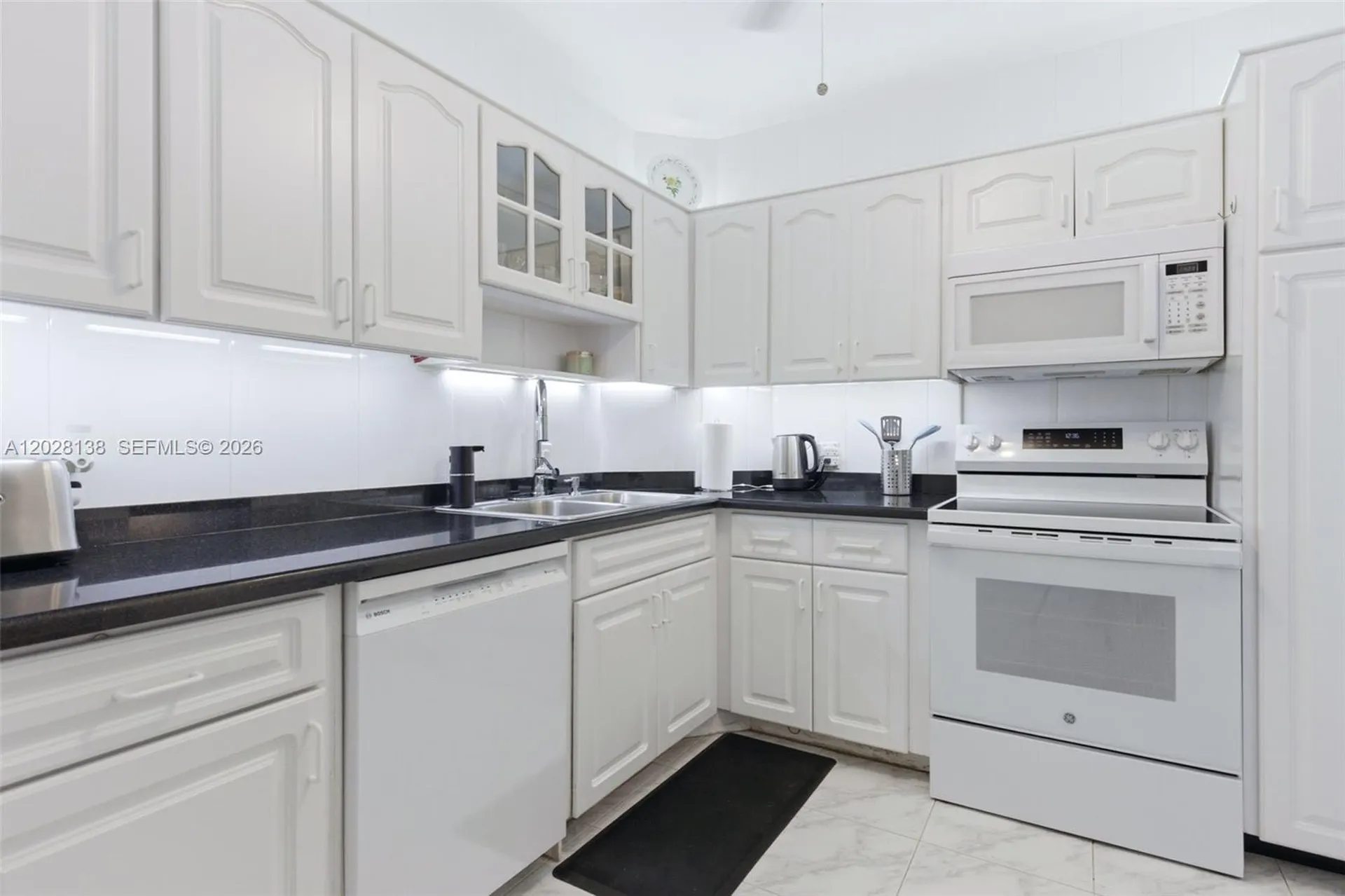 4330 Hillcrest Drive Hollywood FL 33021