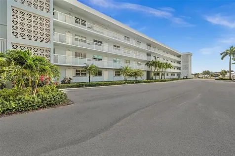 2018 S Federal Highway Boynton Beach FL 33435